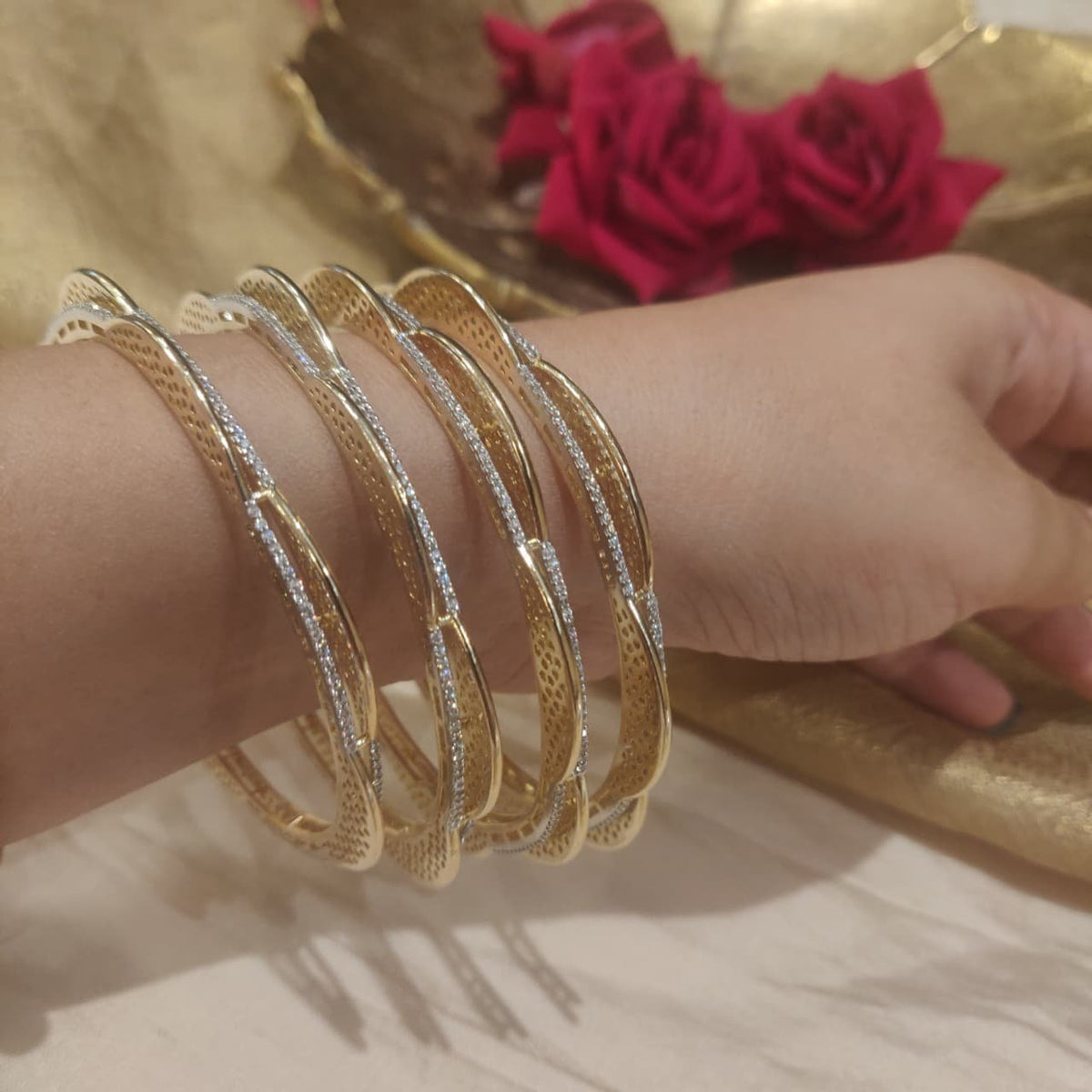 Regal bangles set of 4