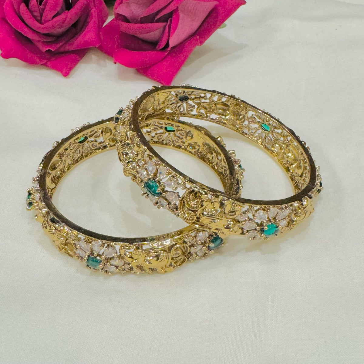Floral ad stone golden kada