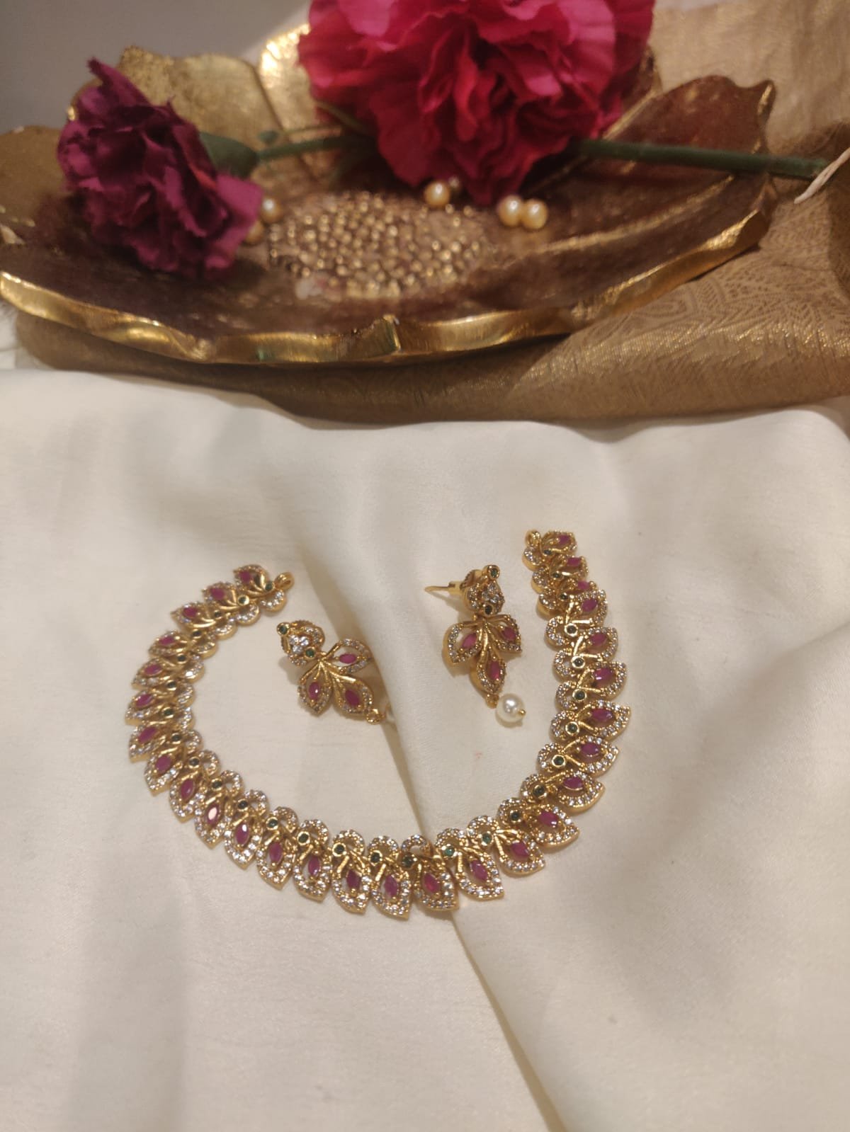 Emporia jewels 2044