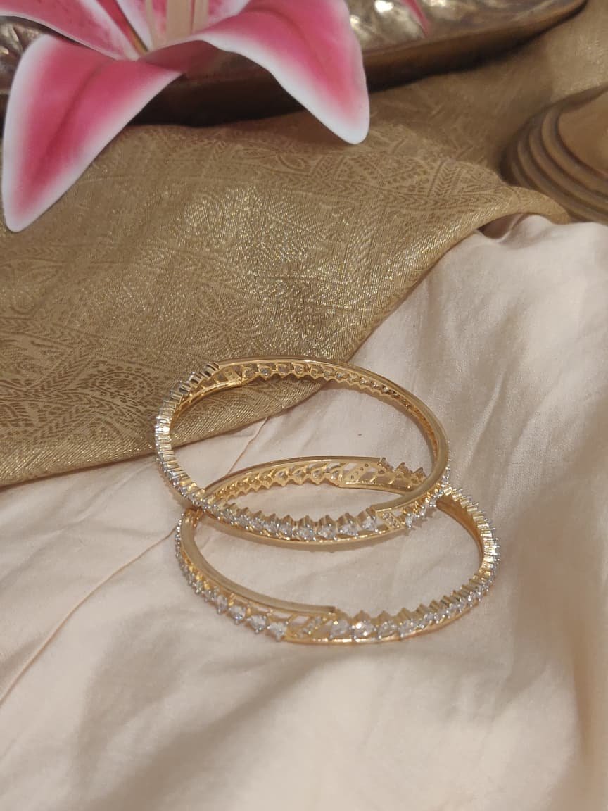 Iconic crystal stone golden bangles set of 2