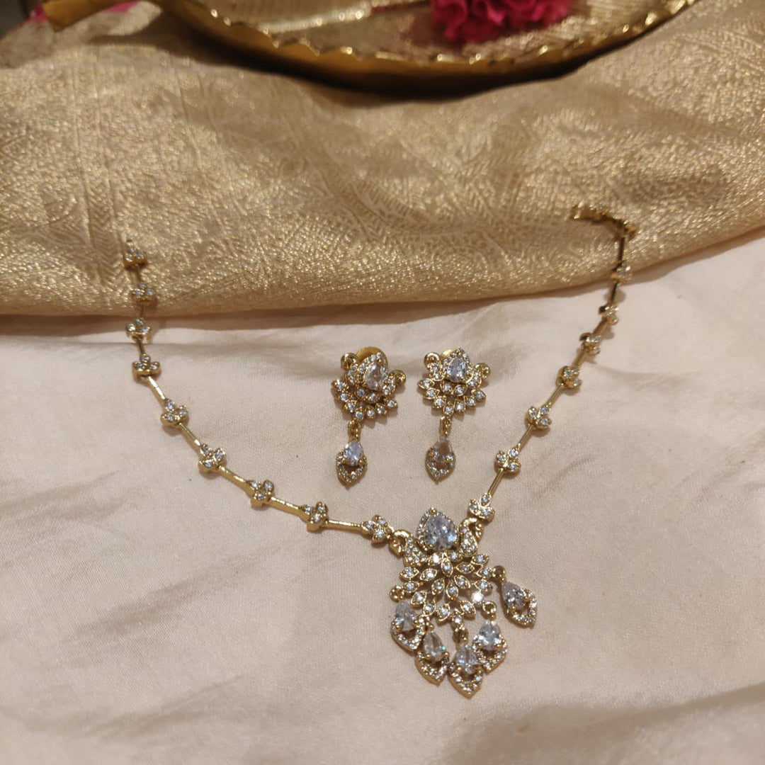 Radiant Floral AD Crystal Stone Short Necklace