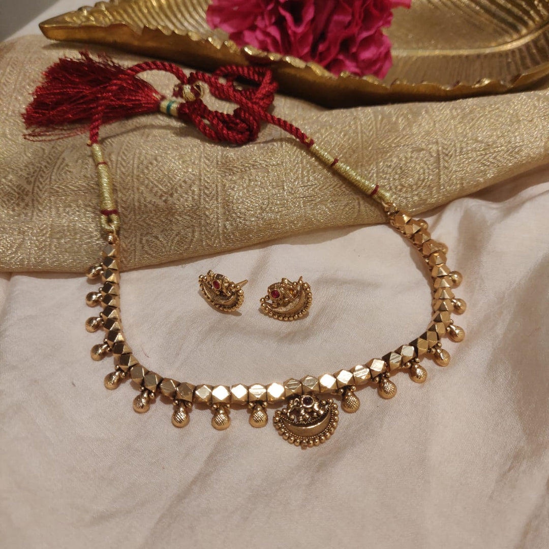 Enchanting Golden Unique Necklace