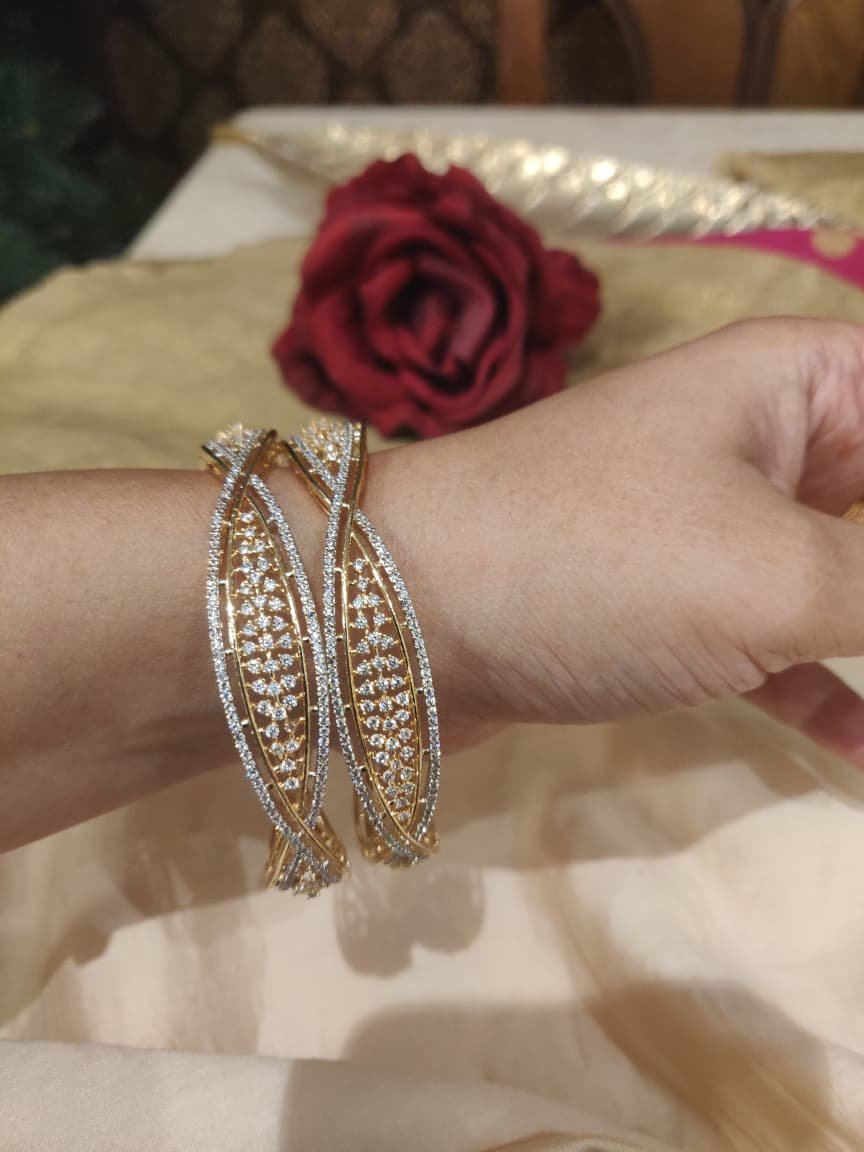 Sparkling floral  crystal ad stone bangle set of 2
