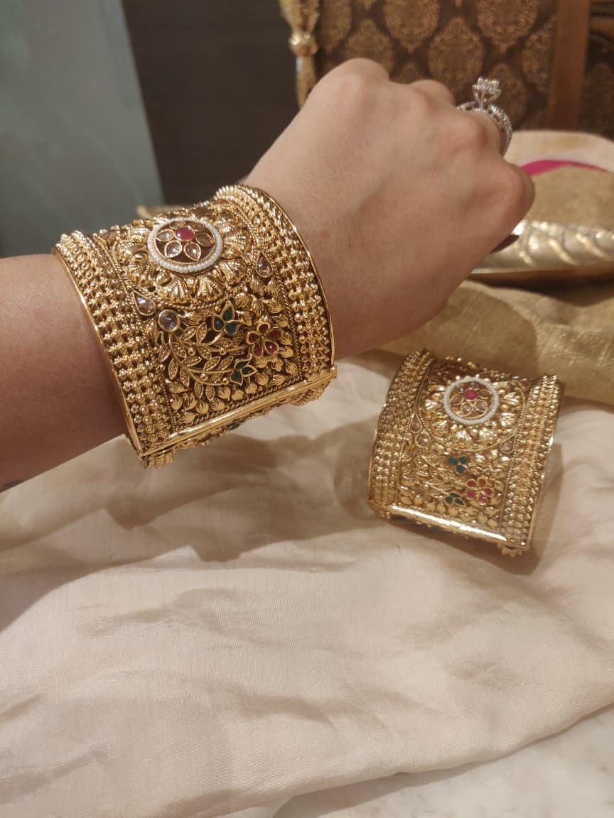Exquisite floral green ruby stone bridal kada set of 2