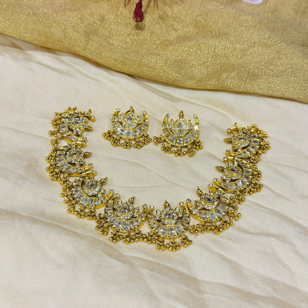 Half moon golden bridal choker