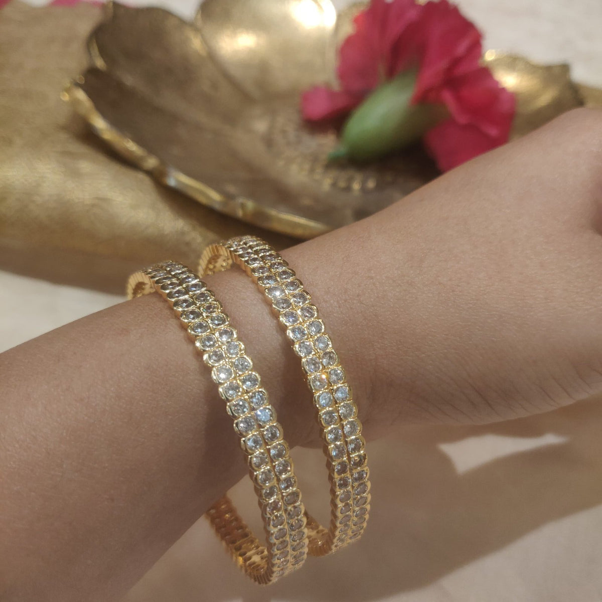 Unique 2 diamond link golden kada bangels