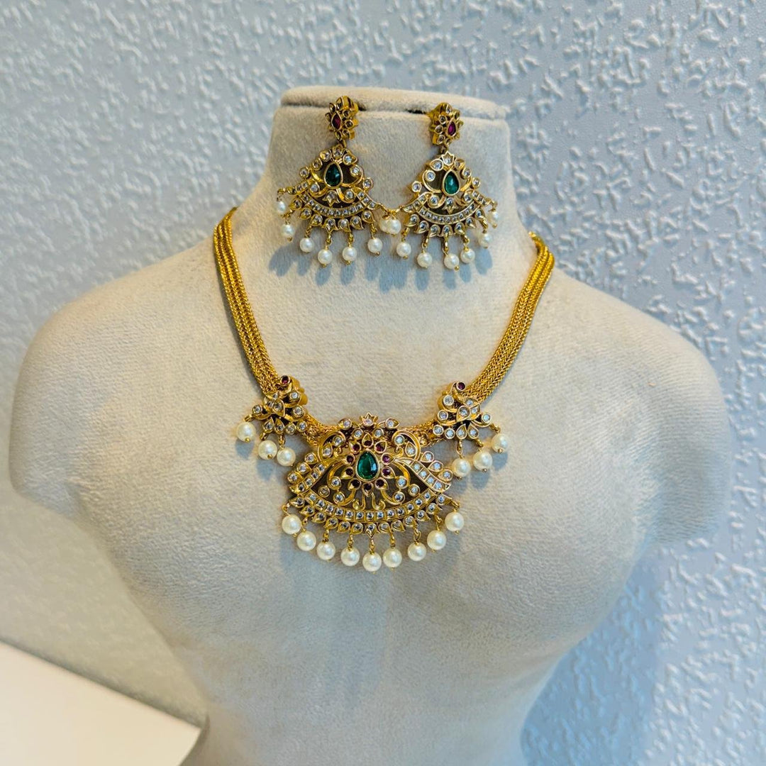 Exquisite Green Stone AD Chain