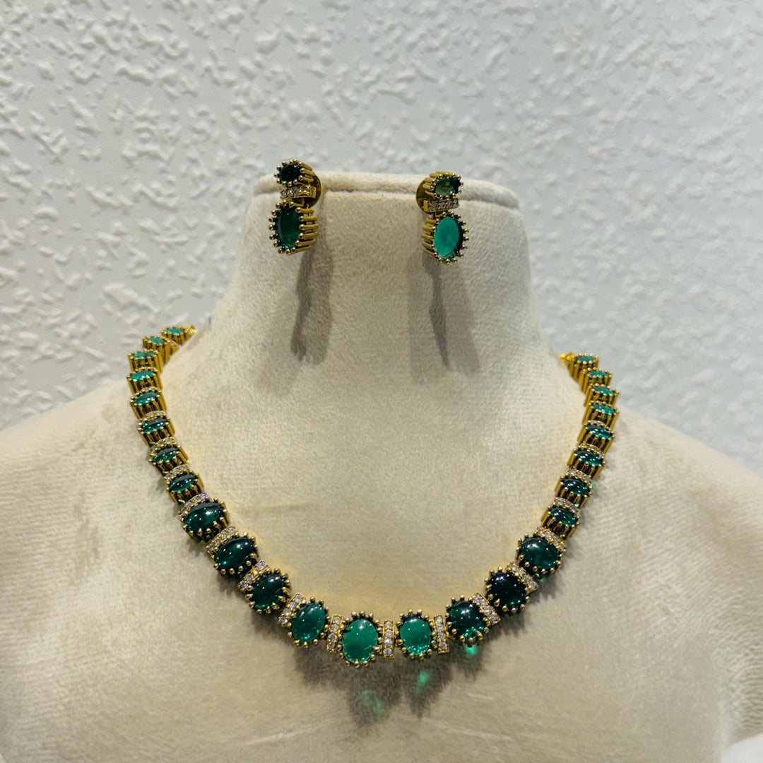 Sought Elegant Glamorous forest green  stone with ad joints golden necklace