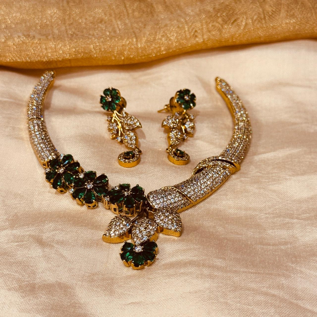 Tantalizing AD Green Stone Floral Necklace