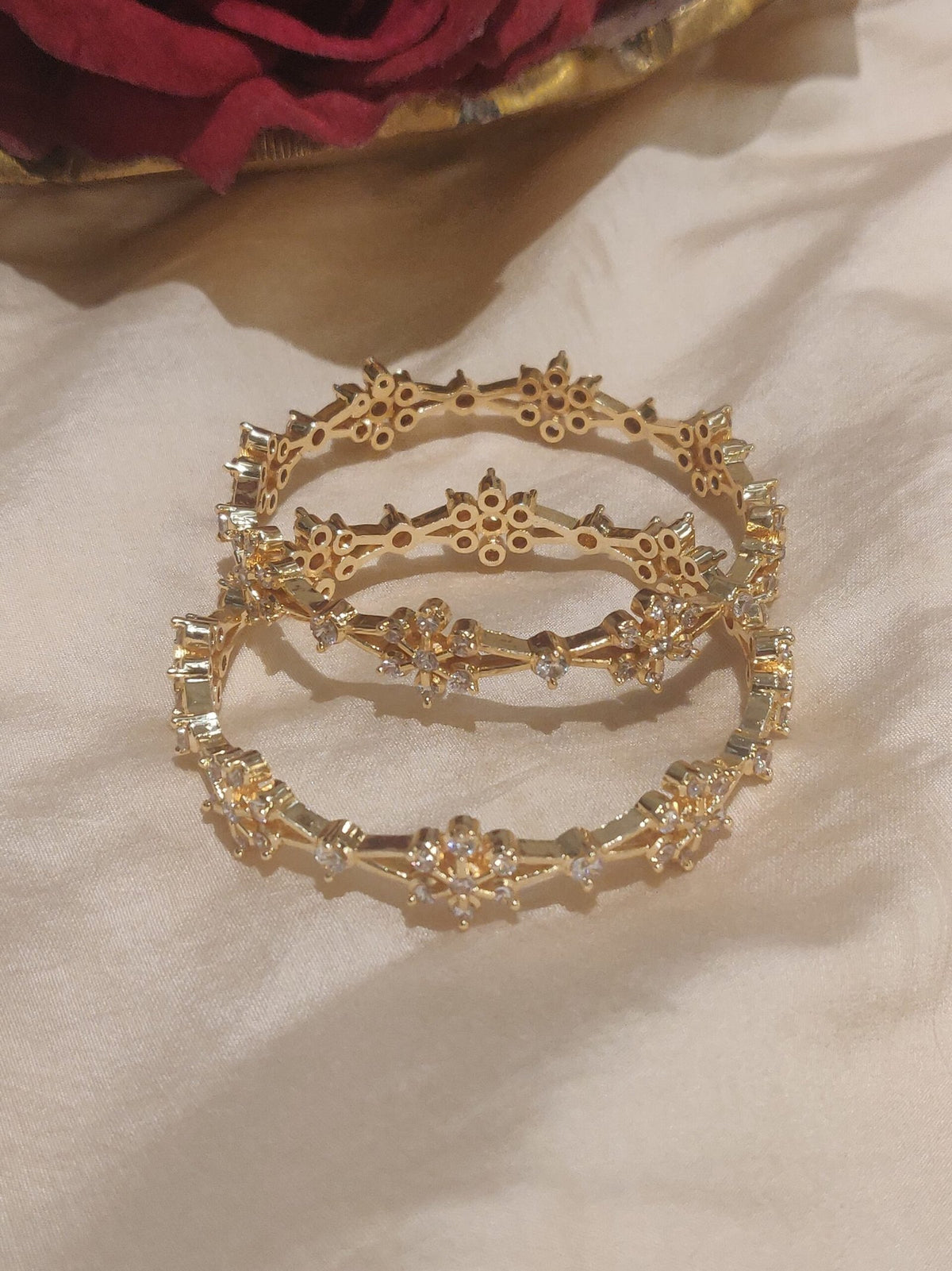 Majestic floral bangles set of 2