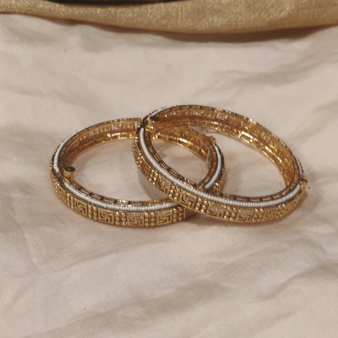 Graceful White Beads outline Bangles Set of 2