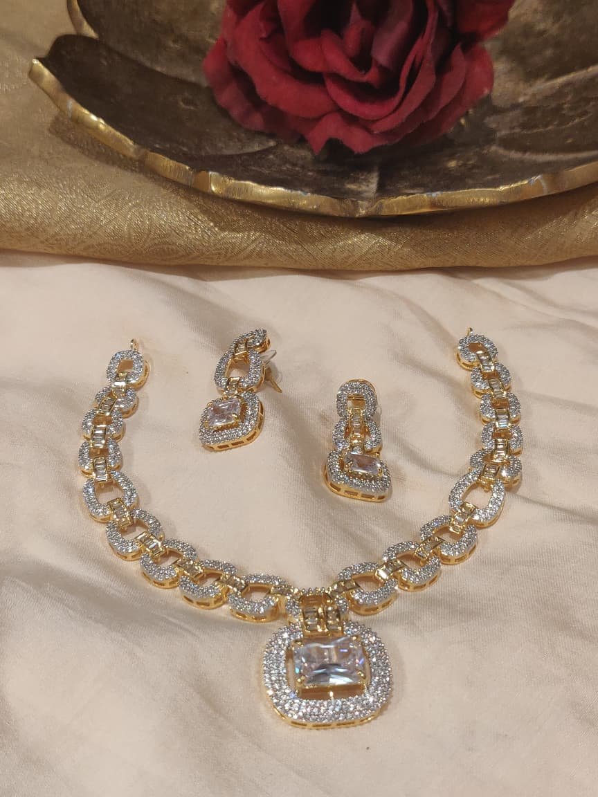 Alluring CZ Lock Necklace With Crystal Stone