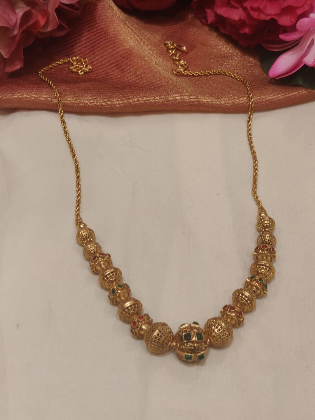 Fashionable Gold Finish Ball Designer Rope Short Mala