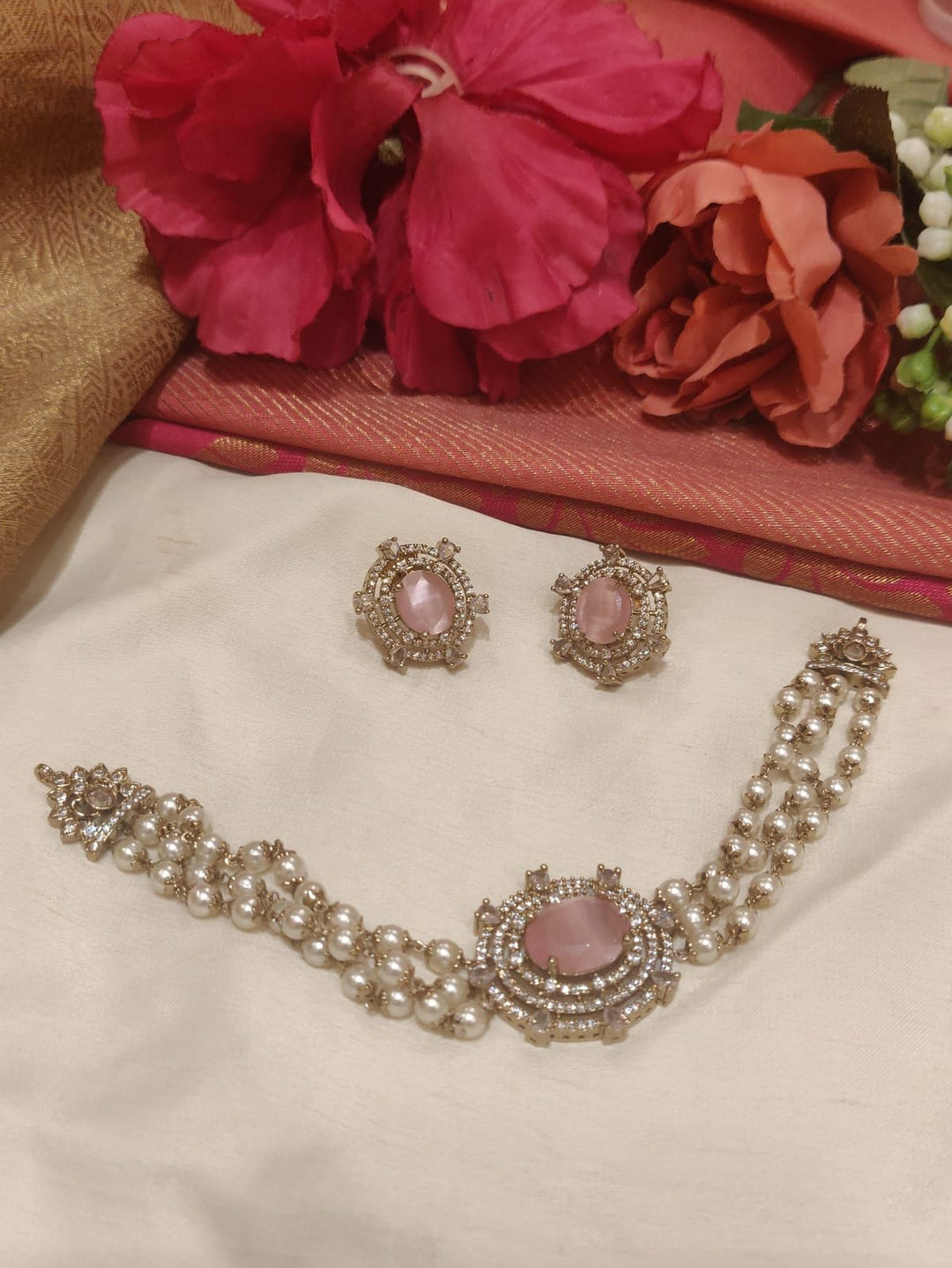 Brilliant Anti Handcrafted Styled Pink Kundan Pendant Choker
