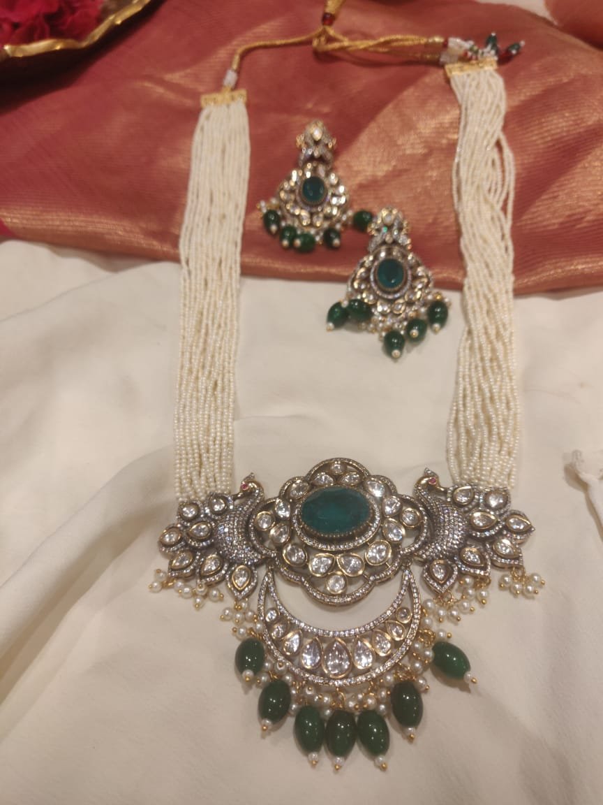 Graceful HandCrafted Long Crystal Green Peacock Neckalce