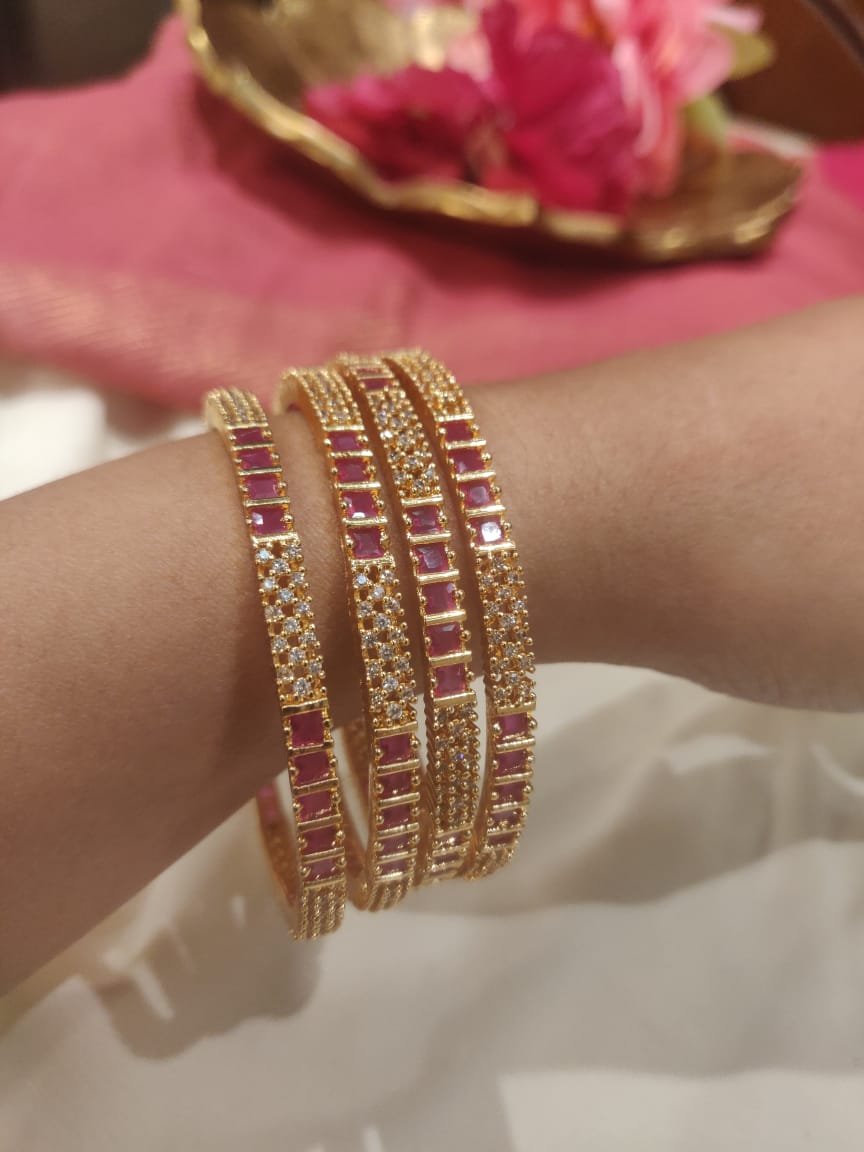 Brilliant crystal red ad stone bangles set of 4