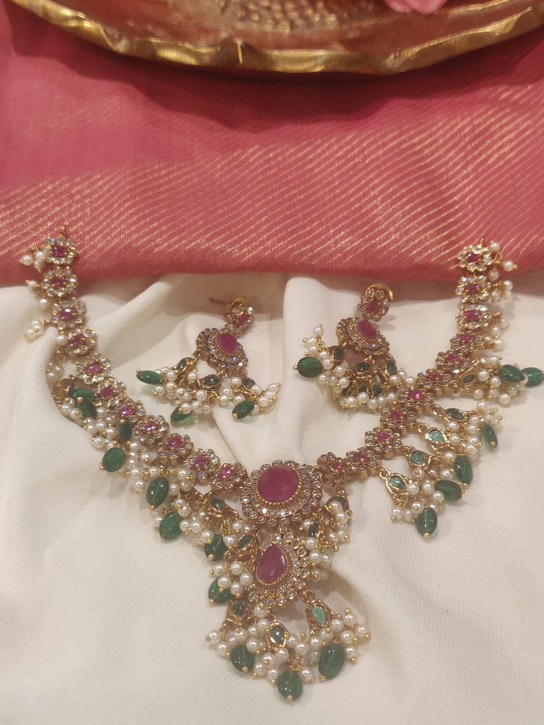 Refined Floral Red AD Necklace With Green White Beads