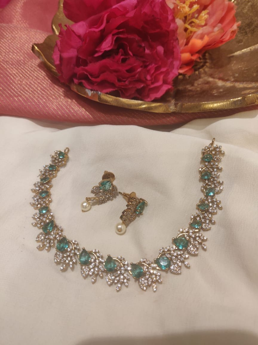 Elegant Crystal Short Necklace with Mintgreen AD Stone