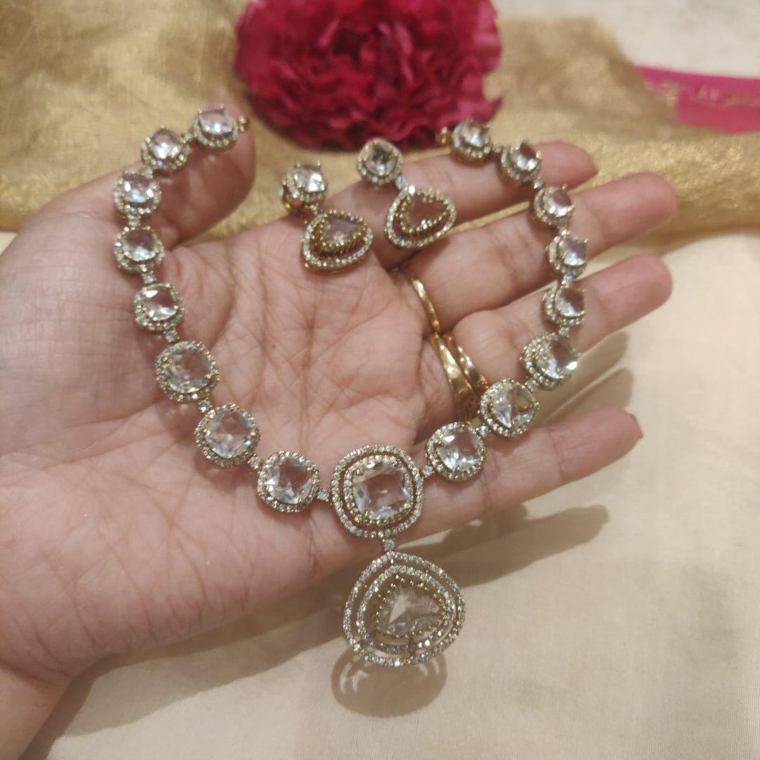 Exquisite big ad stone with small ad stone necklace