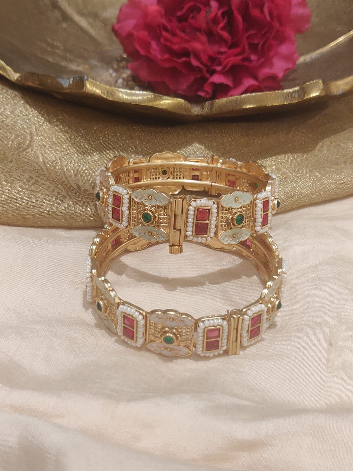 Radiant bridal bangles set of 2