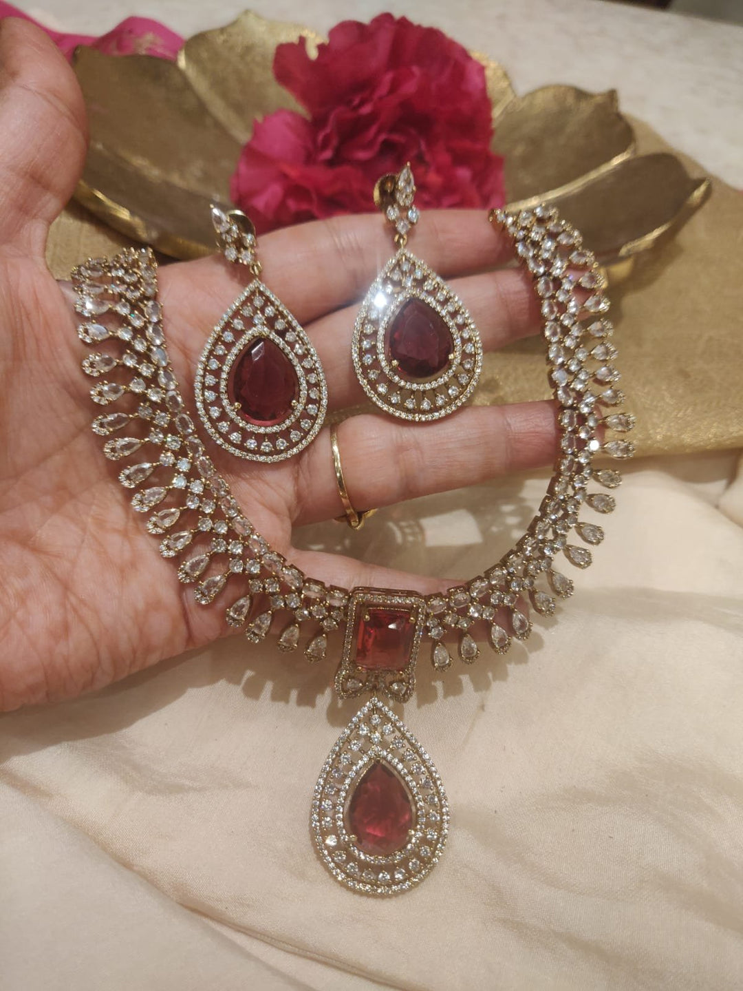 Sparkling Crystal AD Necklace with Red Ad Stone