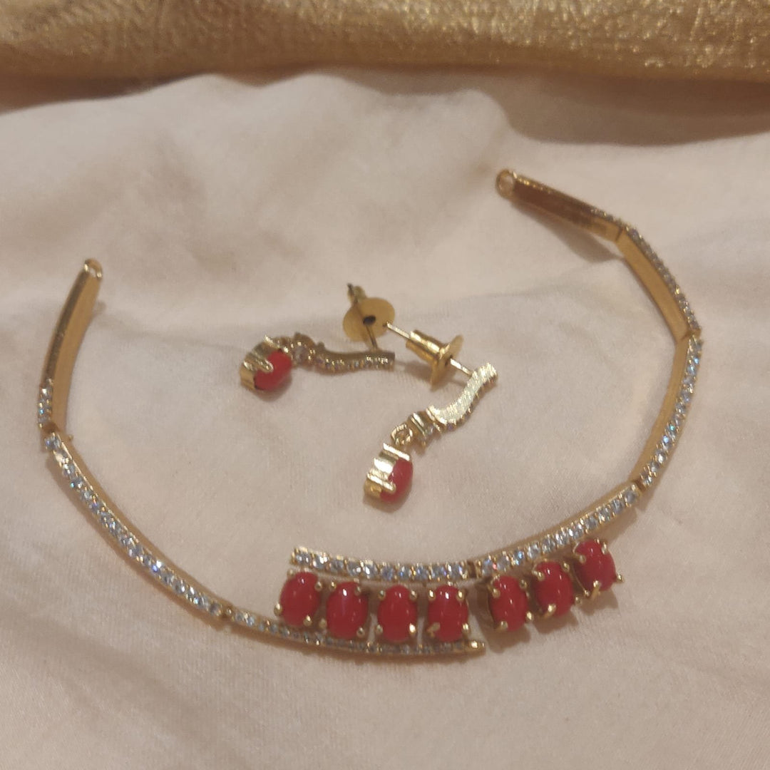 Unique Crystal Red Ad Short Necklace