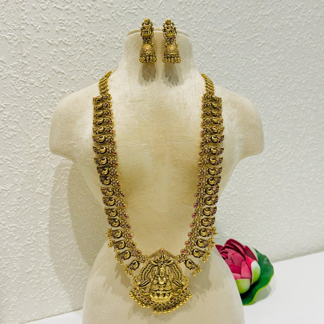 Laxmi design pendant peacock bridal haar