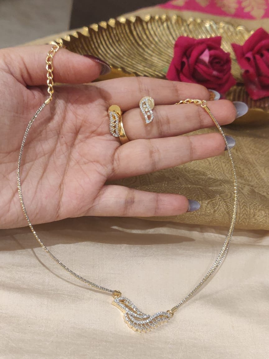 Lustrous Golden CZ Chain With Pendant