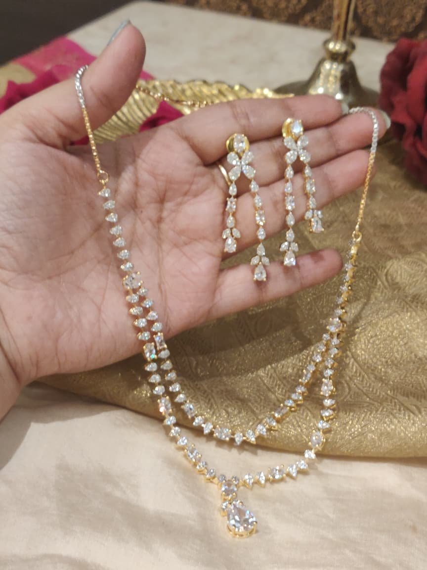 Lustrous 2 Layer Floral Droplet Necklace