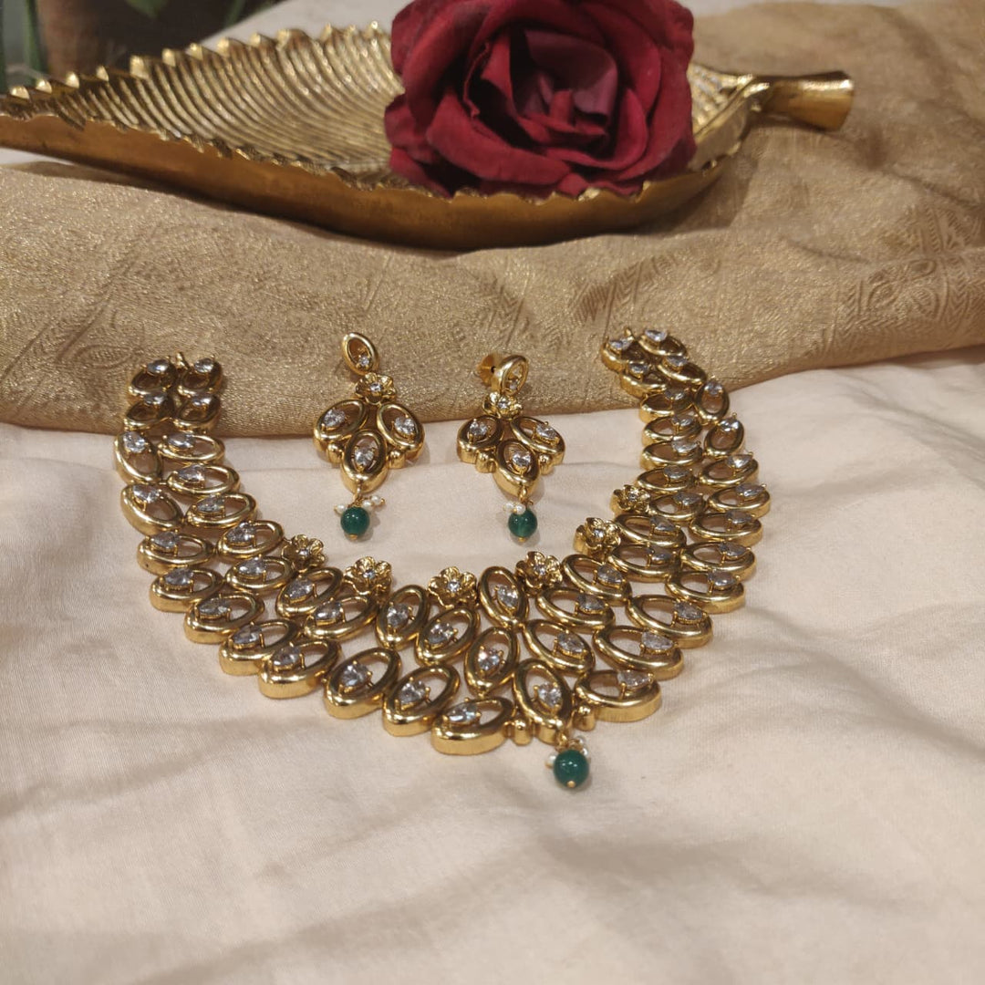 Timeless Golden Droplet Choker With Green Beads