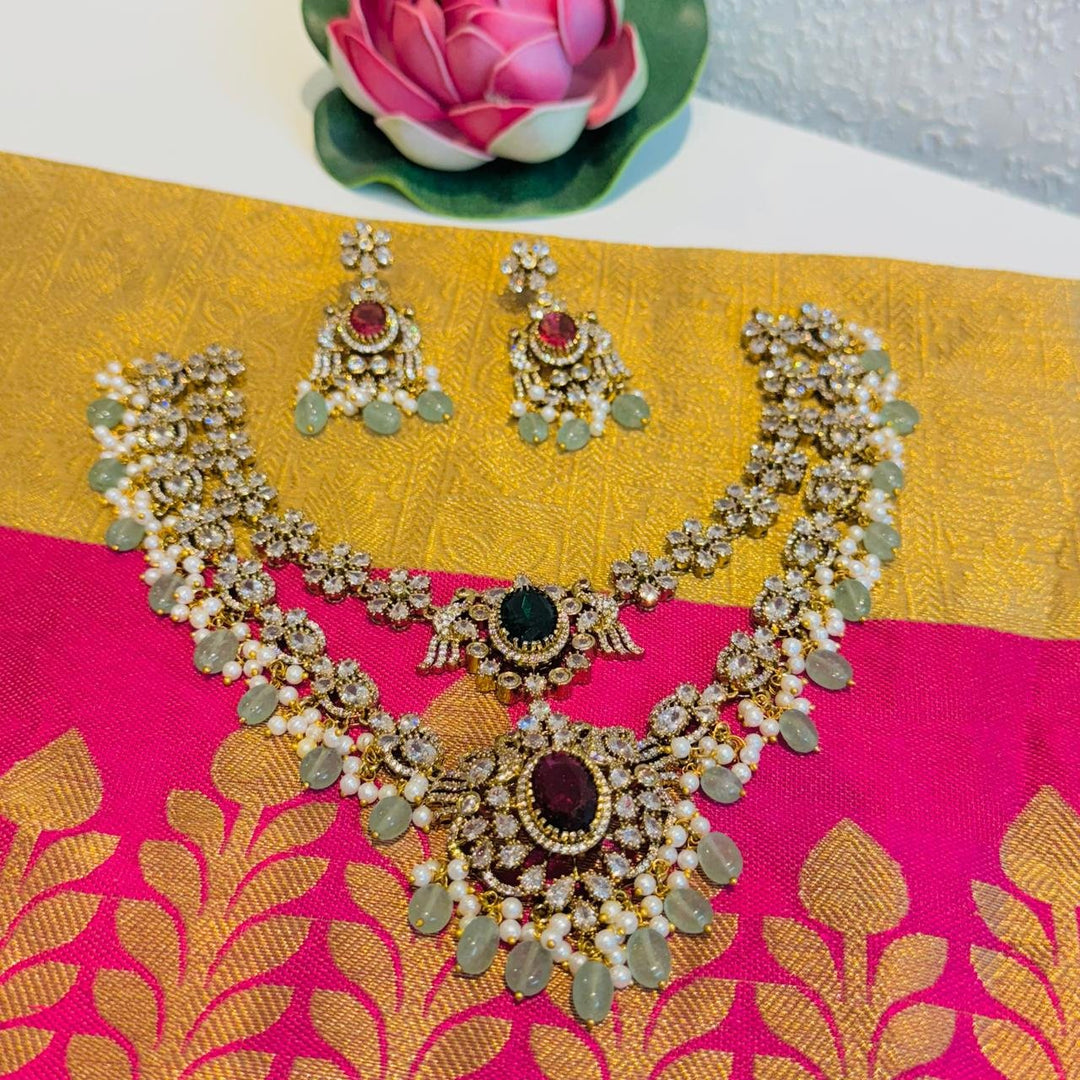 Sophisticated 2 Layer Floral Necklace With Lightgreen Beads