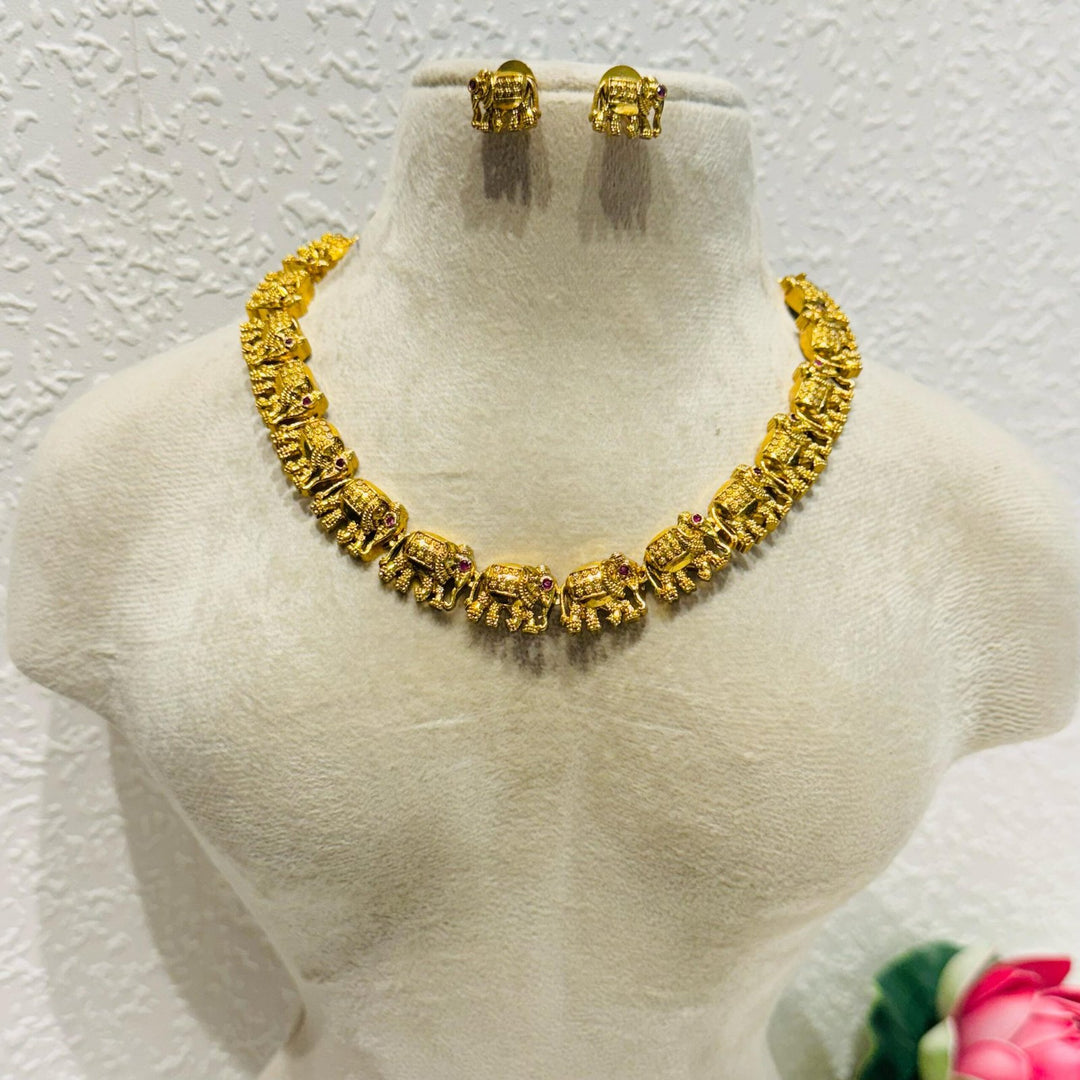 Unique junesha design golden haar necklace
