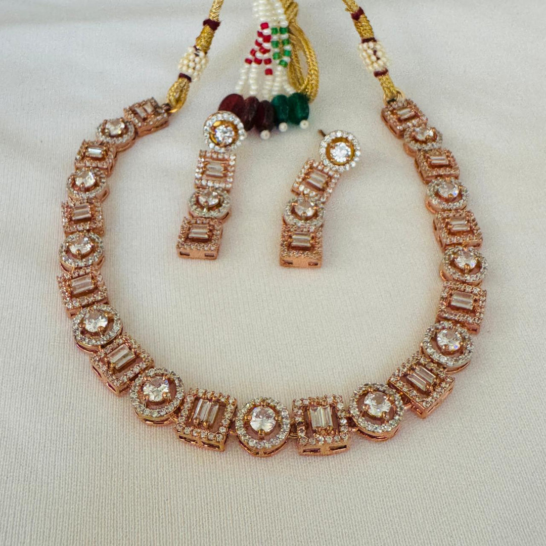 Elegant Crystal Ad Rose Golde Necklace