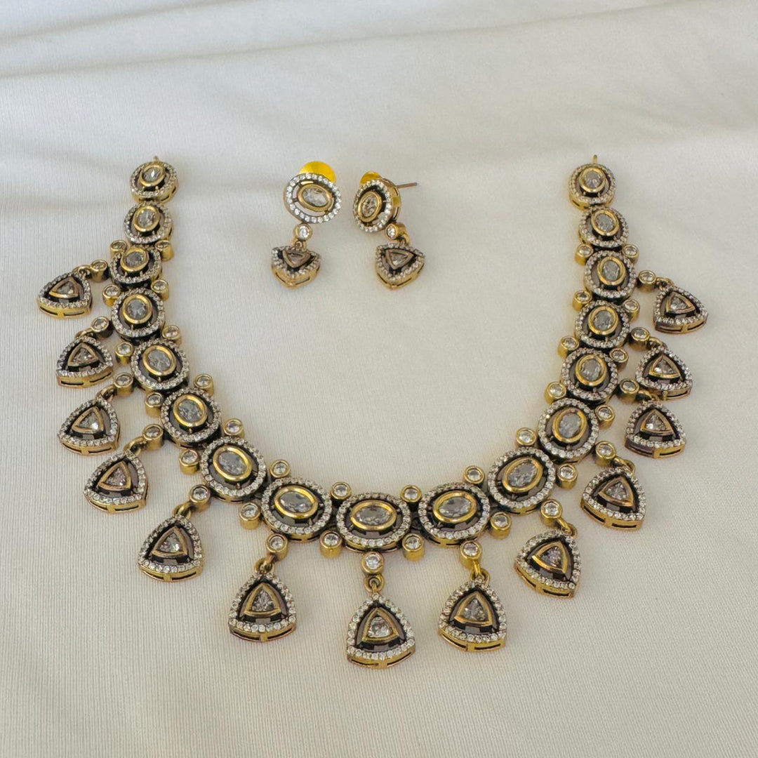 Posh Droplet AD Stone Necklace