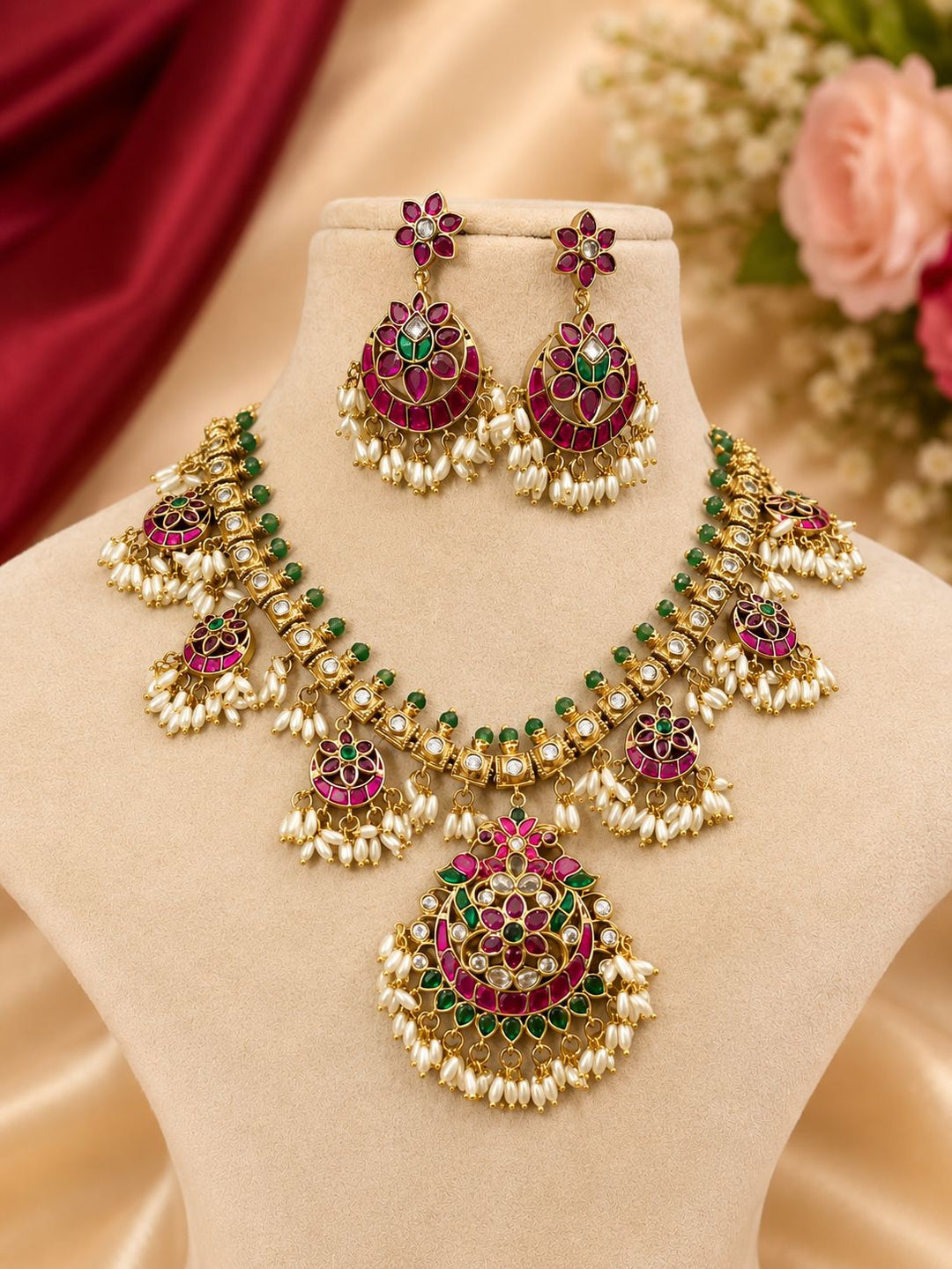 Timeless Ruby Green Necklace with Rice Pearl Beads
