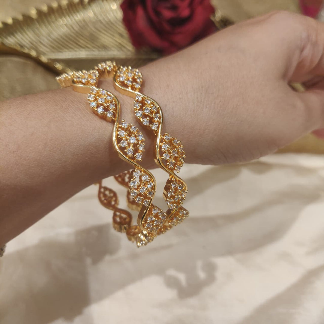 Lustrous Floral AD Stone Golden Bangle