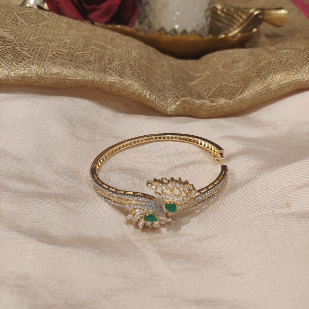 Radiant Green AD Stone Kada