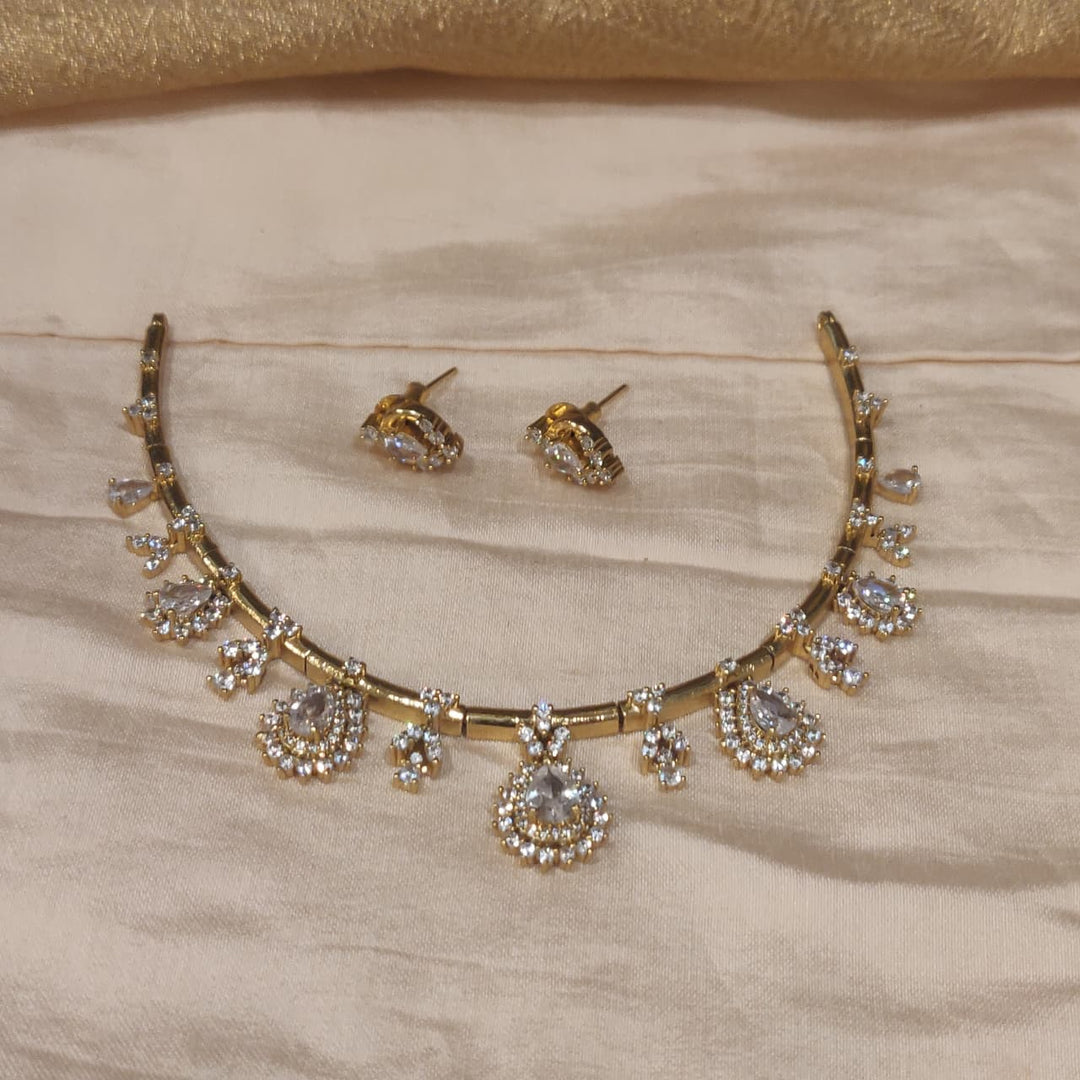Glamorous Droplet AD Stone Golden Pipe Necklace