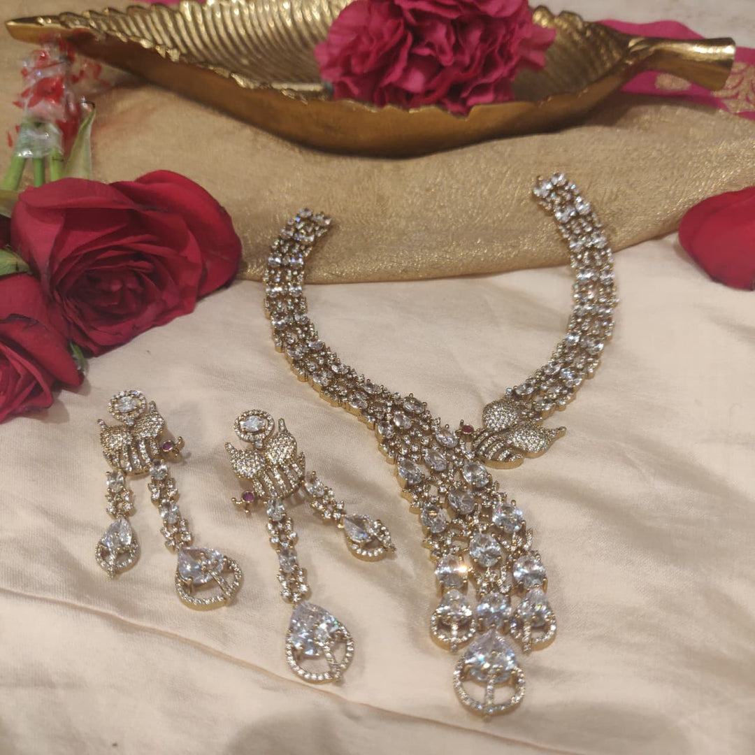 Refined Crystal AD Stone Droplet Peacock Necklace