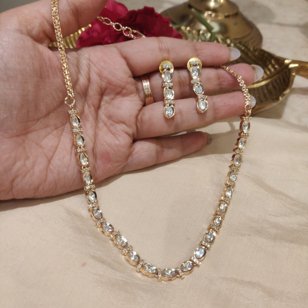 Captivating Kundan Stone Necklace