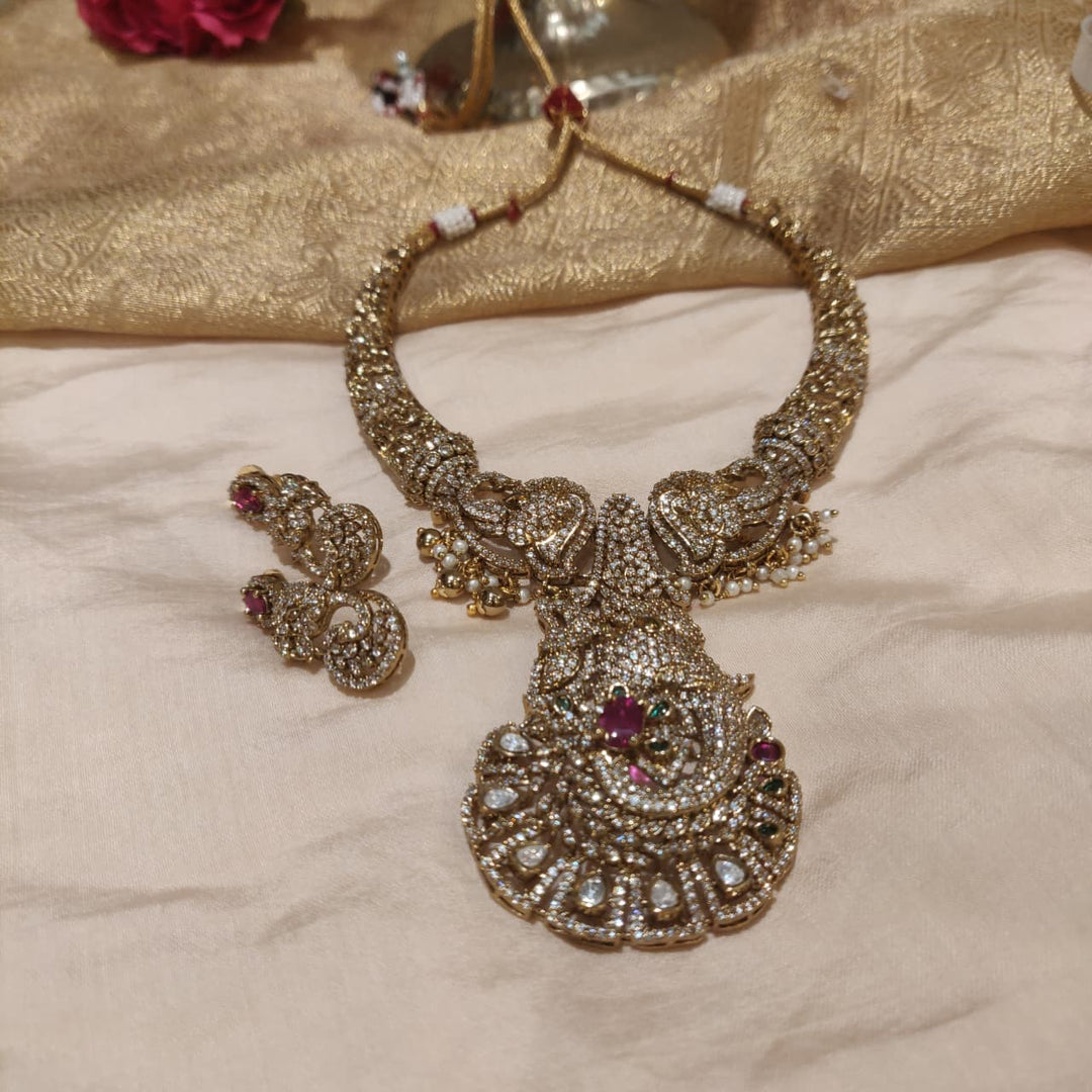 Timeless AD Stone Necklace with white Beads