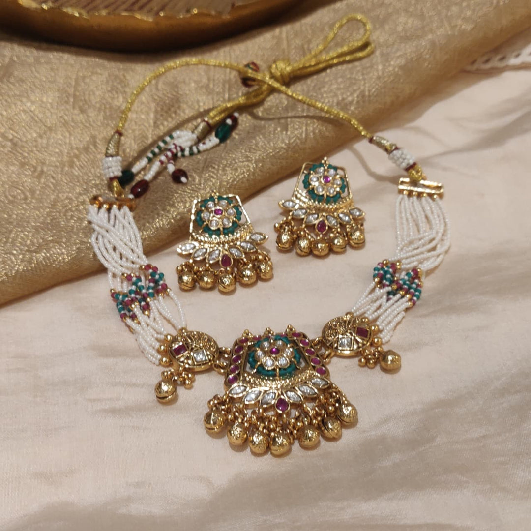 Refined Gold Plated Pearl Choker Necklace Set