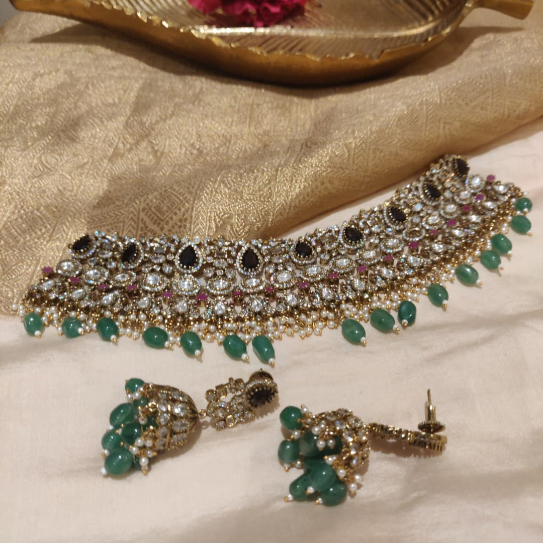Refined Purple Stone Droplet Choker With White Pearl Beads