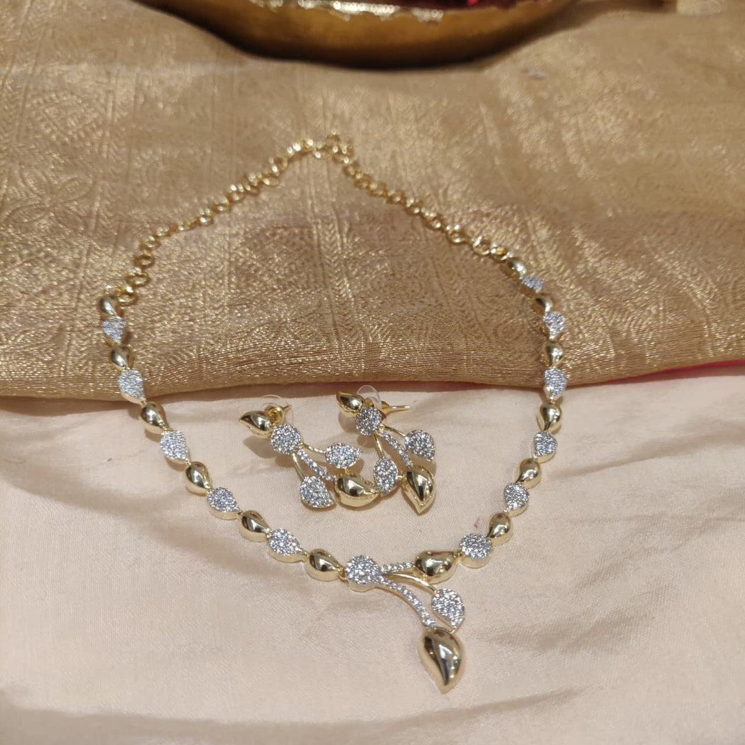 Sparkling Golden CZ Leafy Necklace