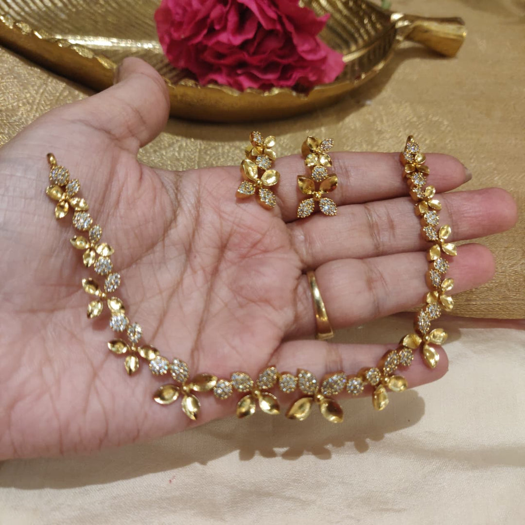 Jubilant Flroal Golden AD Stone Neckalce
