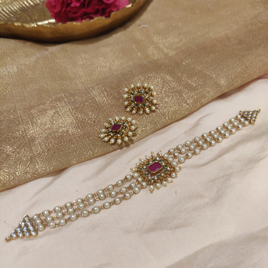 Refined 3 Layer Pearls ruby Stone Choker