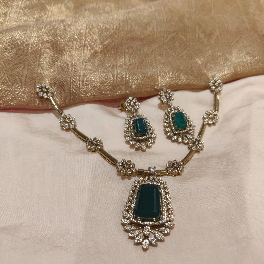 Refined Floral Green AD Stone Necklace