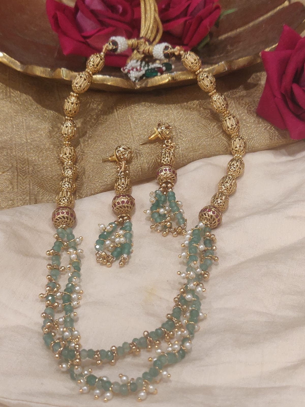 Emerald golden moti bridal necklace