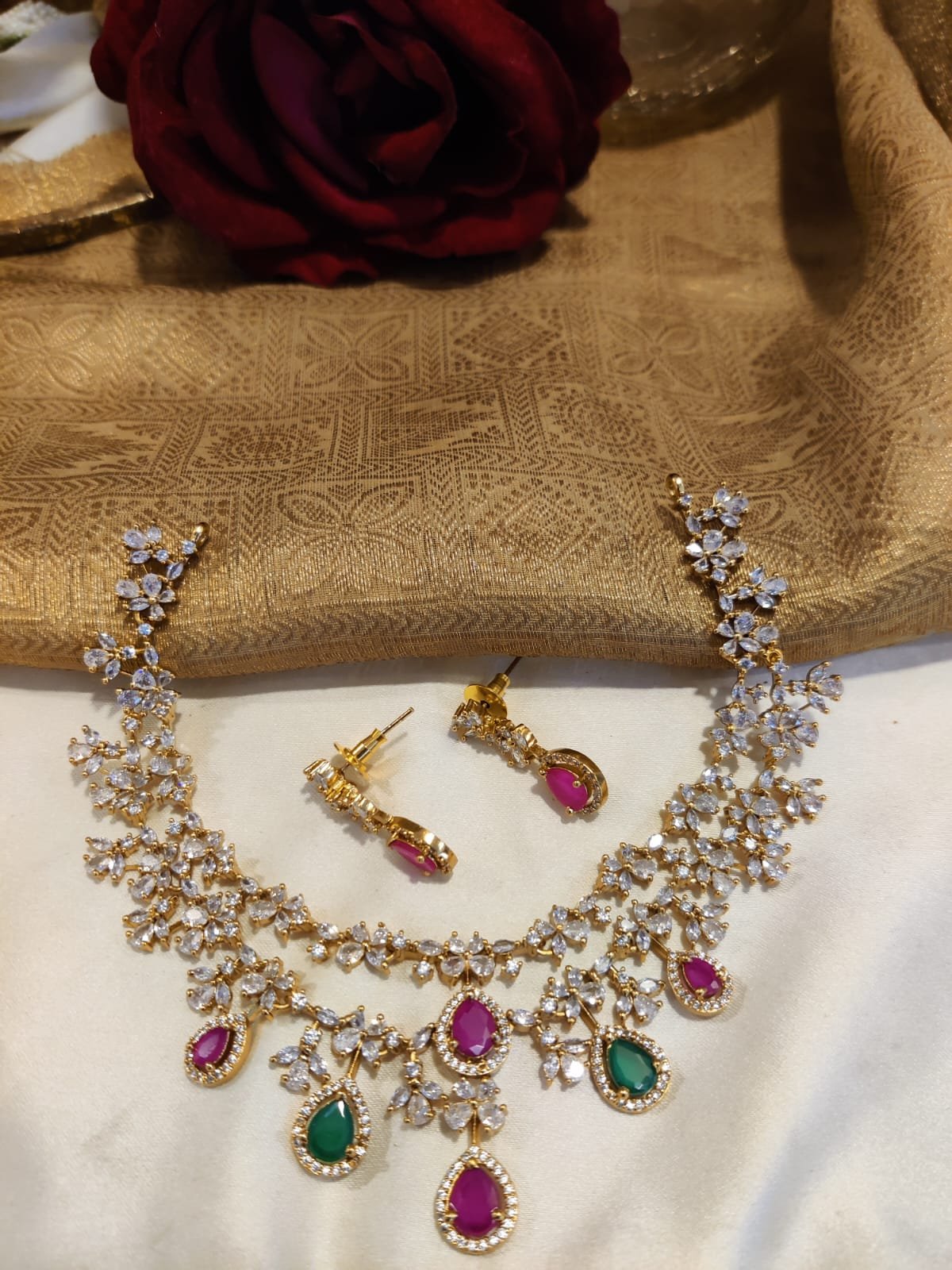 Emporia jewels 1090