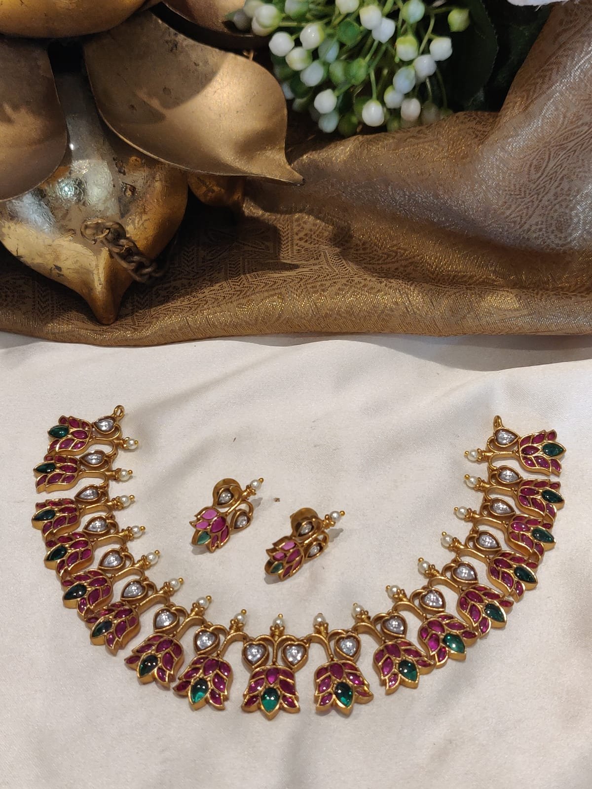 Emporia jewels 18 9